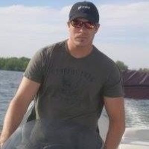 Meet your Posher, Troy